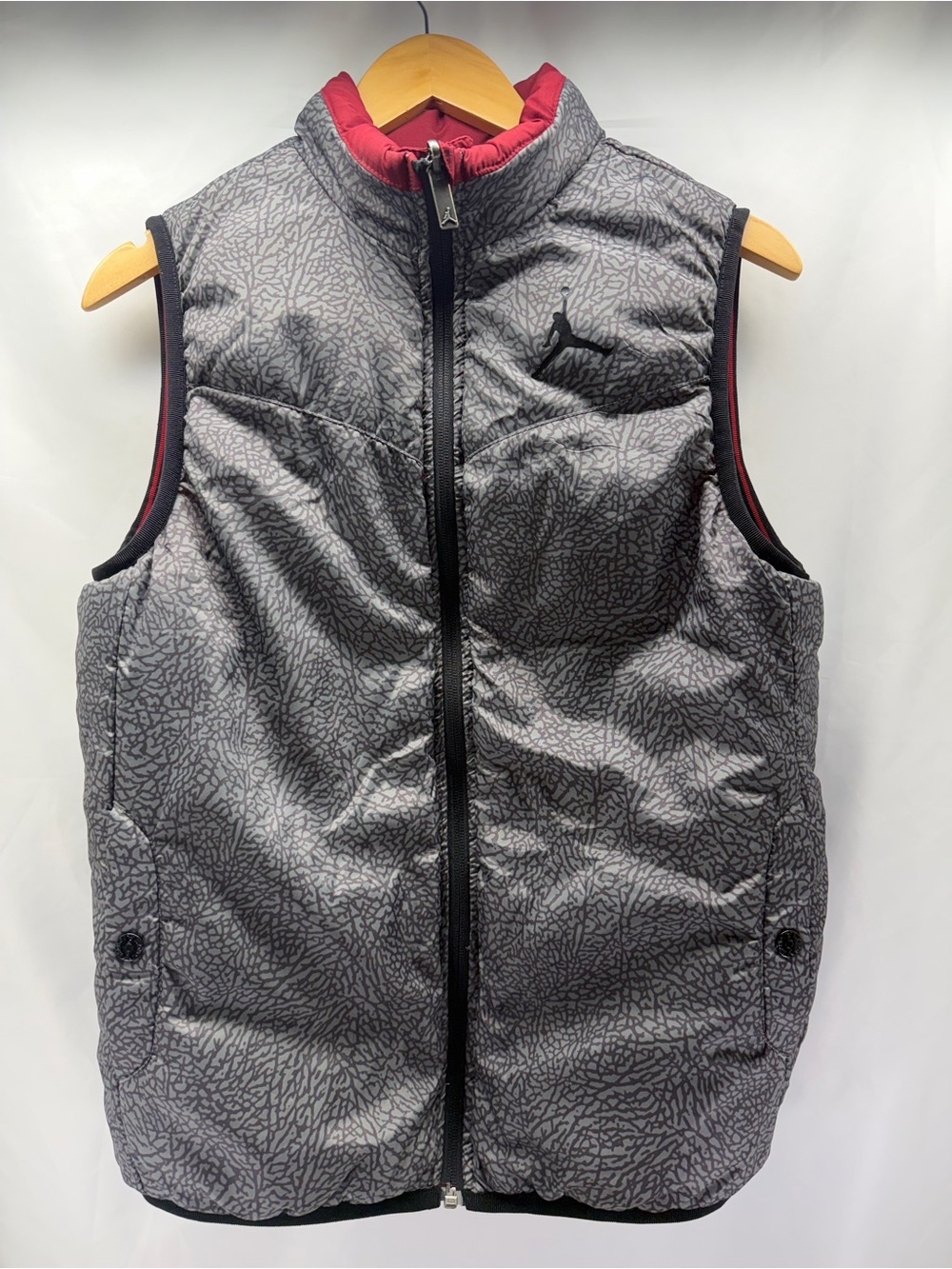 Nike Air Jordan Reversible Puffer Vest Elephant Print Cement Gray Red